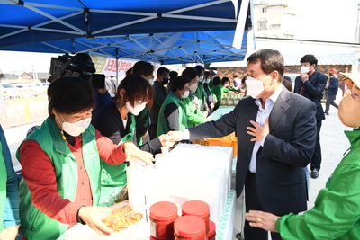 새마을농산물직거래장터행사(10).JPG
