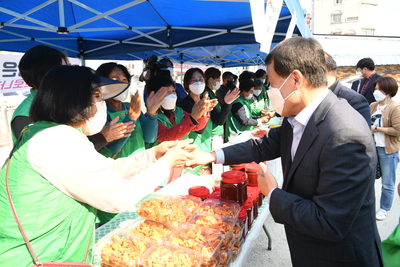 새마을농산물직거래장터행사(14).JPG
