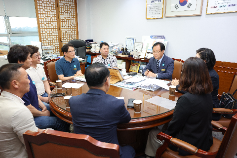 티앤제이건설 군계10동지회 기부금 전달식 (7).JPG