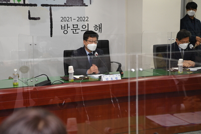 완주군요소수필수차량우선공급협약식(5).JPG