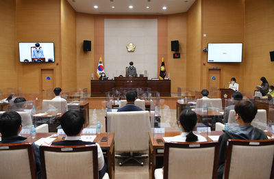제5대청소년의회본회의개최(3).JPG
