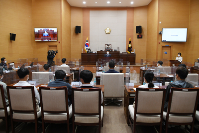 제5대청소년의회본회의개최(10).JPG