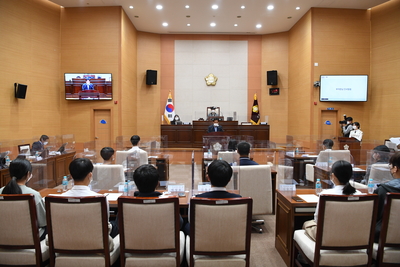 제5대청소년의회본회의개최(12).JPG