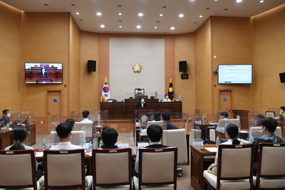 제5대청소년의회본회의개최(13).JPG