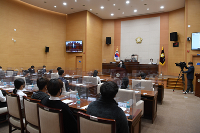 제5대청소년의회본회의개최(14).JPG