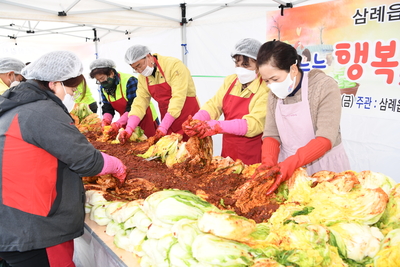 삼례읍지역사회보협의체사랑의김장나눔(2).JPG
