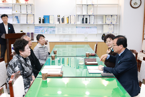 장기요양 재택의료센터 4차 시범사업 업무협약 (5).JPG