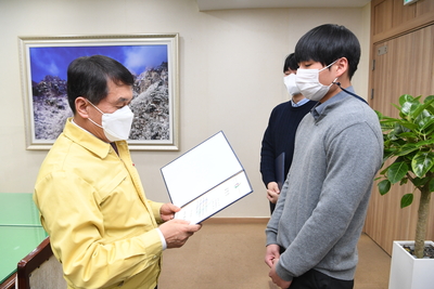 민원마일리지우수공무원표창장수여식(4).JPG
