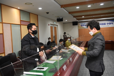 완주농산물사용업소지정증수여(7).JPG