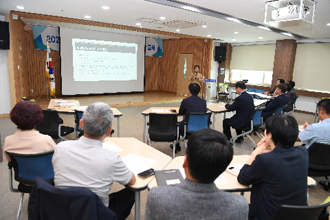 고위직공무원 4대폭력 예방교육 (11).JPG