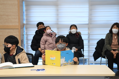 그림책출판기념식(14).JPG