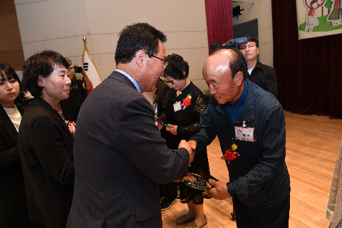 효도대상 및 어르신 위안 행사 (67).JPG