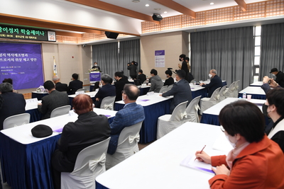 완주초남이성지학술세미나(13).JPG
