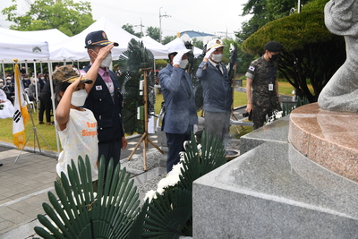 현충일추념행사(60).JPG