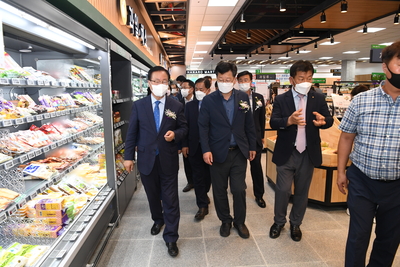 삼례농협동부지점및하나로마트개점식(56).JPG