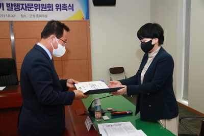 완주군정소식지제2기발행자문위원회위촉식(7).JPG