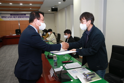 완주군정소식지제2기발행자문위원회위촉식(20).JPG