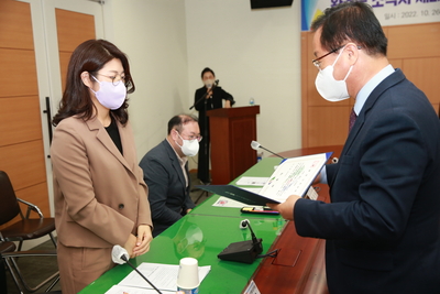 완주군정소식지제2기발행자문위원회위촉식(26).JPG