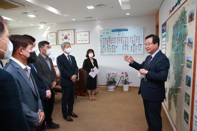 지방재정확충기여자감사패수여(2).JPG