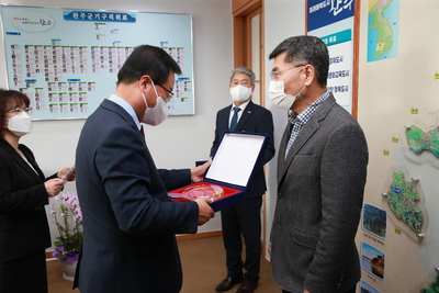 지방재정확충기여자감사패수여(5).JPG