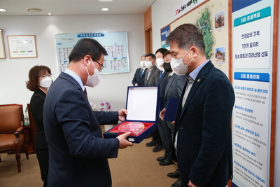 지방재정확충기여자감사패수여(15).JPG