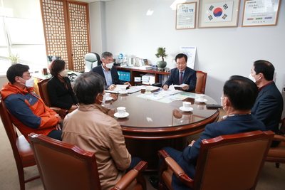 전국한우협회완주군지부이웃돕기물품전달식(4).JPG
