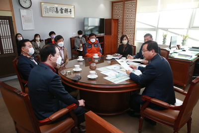 전국한우협회완주군지부이웃돕기물품전달식(5).JPG