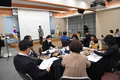 제10회와일드&로컬푸드축제성과평가및토론회(9).JPG