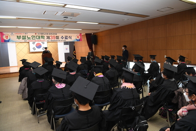 노인대학수료식(76).JPG