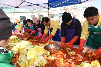 용진읍새마을부녀회김장김치나눔(20).JPG