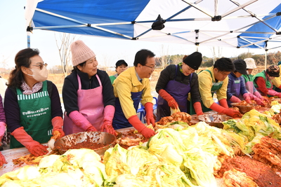 용진읍새마을부녀회김장김치나눔(25).JPG