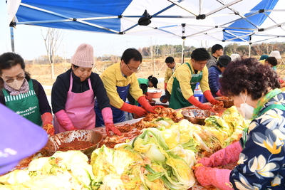 용진읍새마을부녀회김장김치나눔(26).JPG