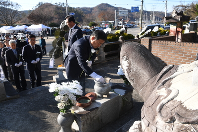 일문구의사추모식(55).JPG