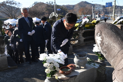 일문구의사추모식(60).JPG