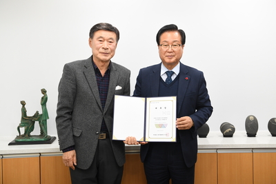 완주문화재단인사위원위촉식(11).JPG