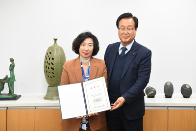 완주문화재단인사위원위촉식(19).JPG