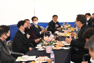 완주군수소용품검사지원센터착공식(3).JPG