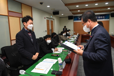 완주군먹거리위원회위촉식(35).JPG