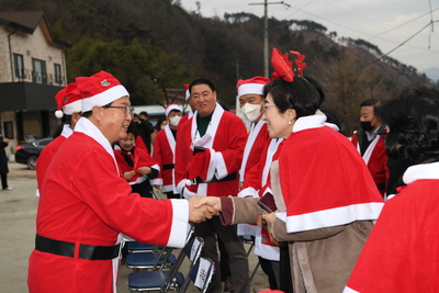 초록우산어린이재단지원주거신축입주식(3).JPG