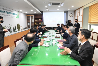 완주군-한국농수산식품유통공사업무협약(1).JPG