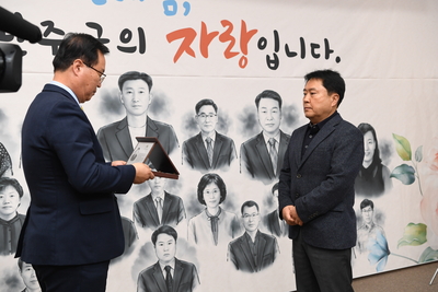 하반기퇴직공무원퇴임식(71).JPG