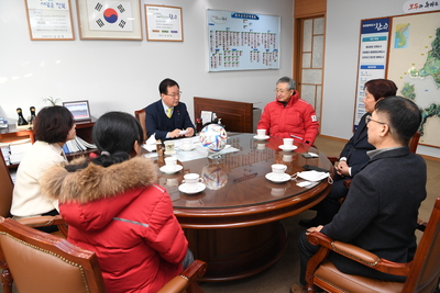 우진산업성금전달식(4).JPG