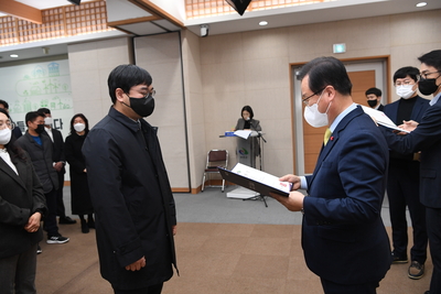 상반기정기인사사령교부(50).JPG