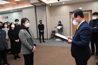 상반기정기인사사령교부(79).JPG