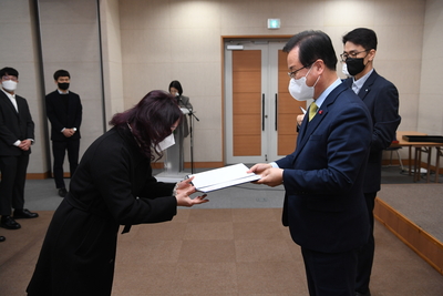 상반기정기인사사령교부(87).JPG