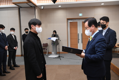 상반기정기인사사령교부(93).JPG