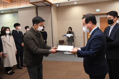 상반기정기인사사령교부(94).JPG