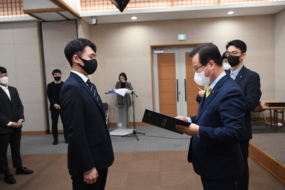 상반기정기인사사령교부(108).JPG