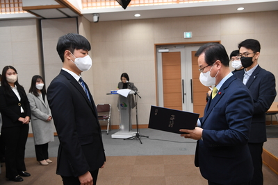 상반기정기인사사령교부(135).JPG