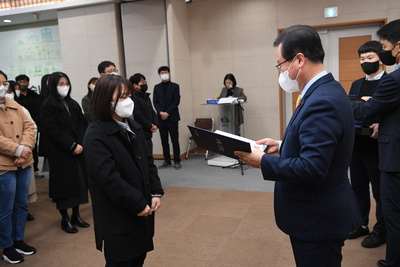 상반기정기인사사령교부(210).JPG
